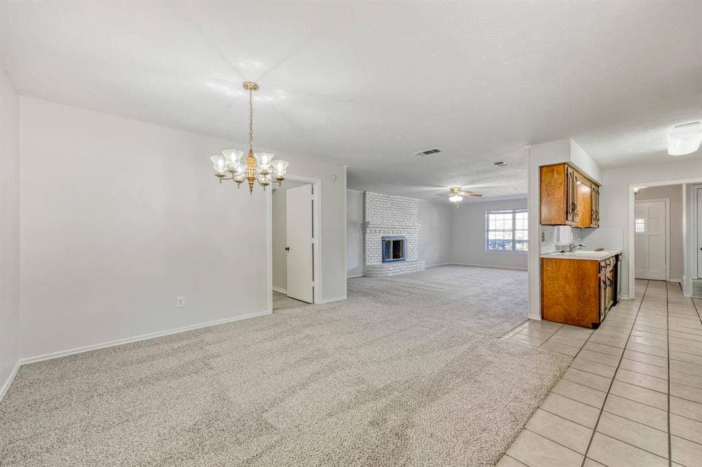 200 Connie Drive, DeSoto, TX 75115 200 Connie Drive, DeSoto, TX 75115