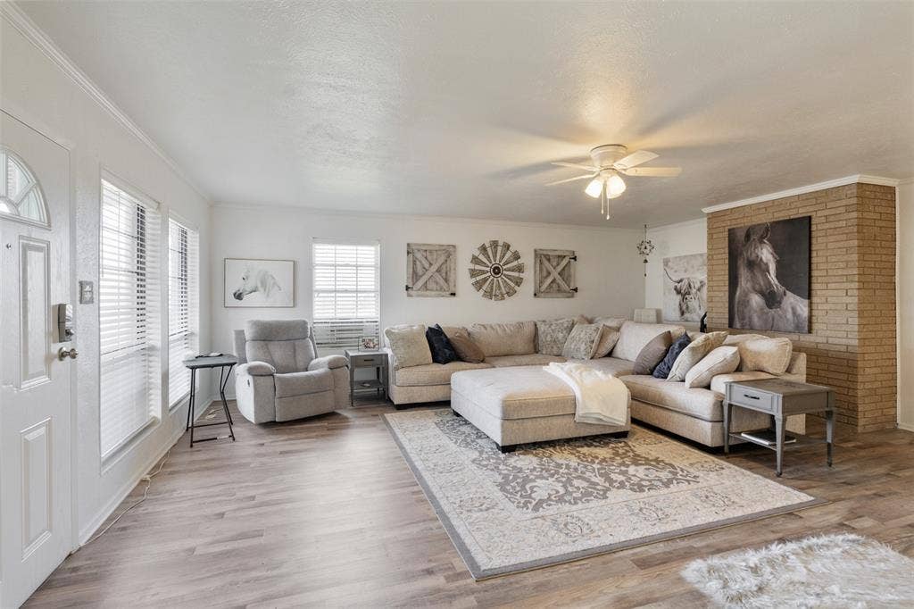 201 Colonial Circle, Athens, TX 75751 201 Colonial Circle, Athens, TX 75751