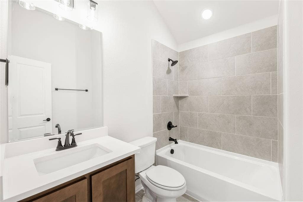 182 Memory Lane, Waxahachie, TX 75165