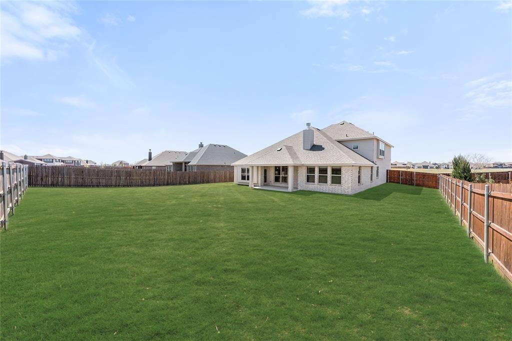 182 Memory Lane, Waxahachie, TX 75165