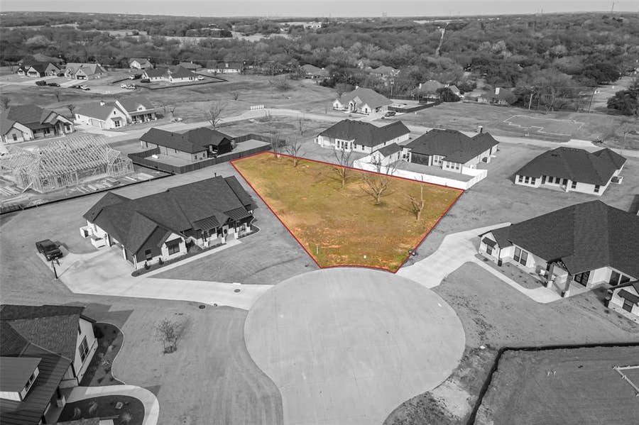 Property photo for 110 Hazlewood Court, Granbury, TX