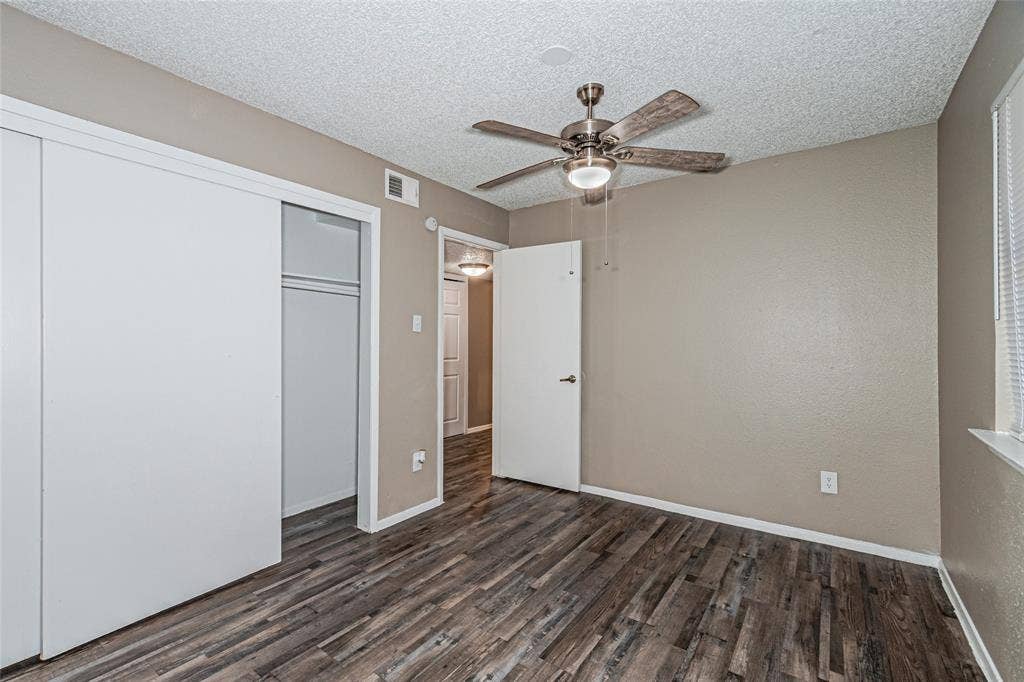 300 W Wintergreen Road, #226, DeSoto, TX 75115 300 W Wintergreen Road, #226, DeSoto, TX 75115