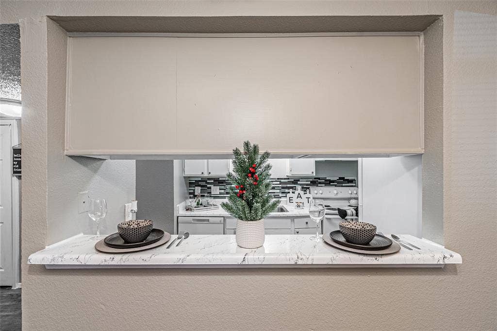 300 W Wintergreen Road, #226, DeSoto, TX 75115 300 W Wintergreen Road, #226, DeSoto, TX 75115