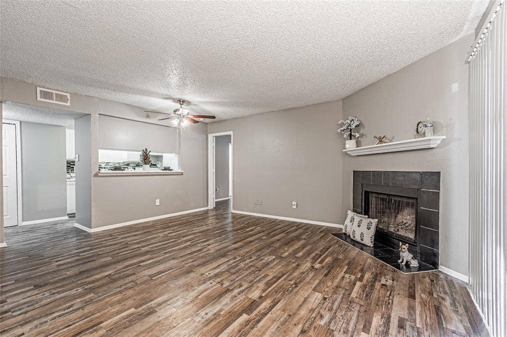 300 W Wintergreen Road, #226, DeSoto, TX 75115 300 W Wintergreen Road, #226, DeSoto, TX 75115