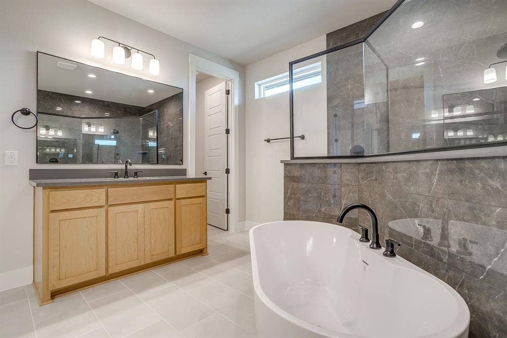 310 Waterfall Ranch Road, Waxahachie, TX 75167 310 Waterfall Ranch Road, Waxahachie, TX 75167