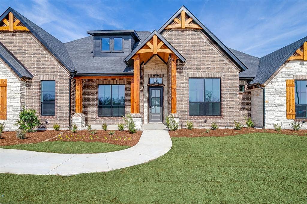 310 Waterfall Ranch Road, Waxahachie, TX 75167 310 Waterfall Ranch Road, Waxahachie, TX 75167