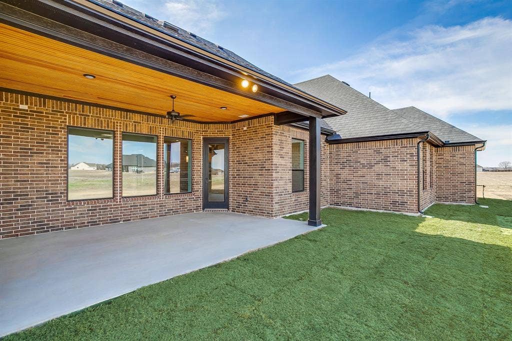 310 Waterfall Ranch Road, Waxahachie, TX 75167 310 Waterfall Ranch Road, Waxahachie, TX 75167