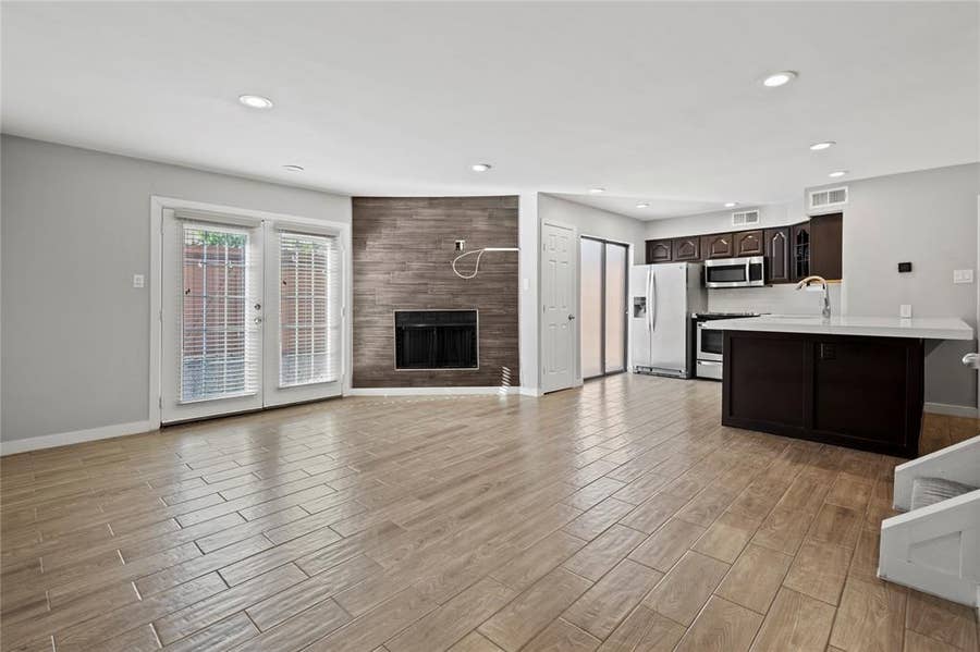Property photo for 4371 Madera Road, #4, Irving, TX