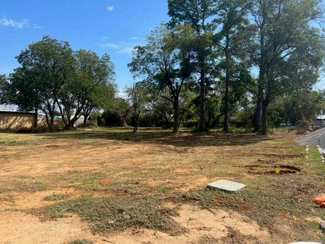 Property photo for 631 Acme Street, Denton, TX