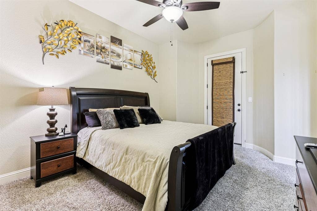 1st Floor Guest Bedroom with Ensuite