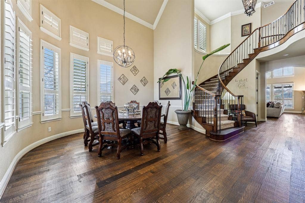 Dining Area with Grand Staircase