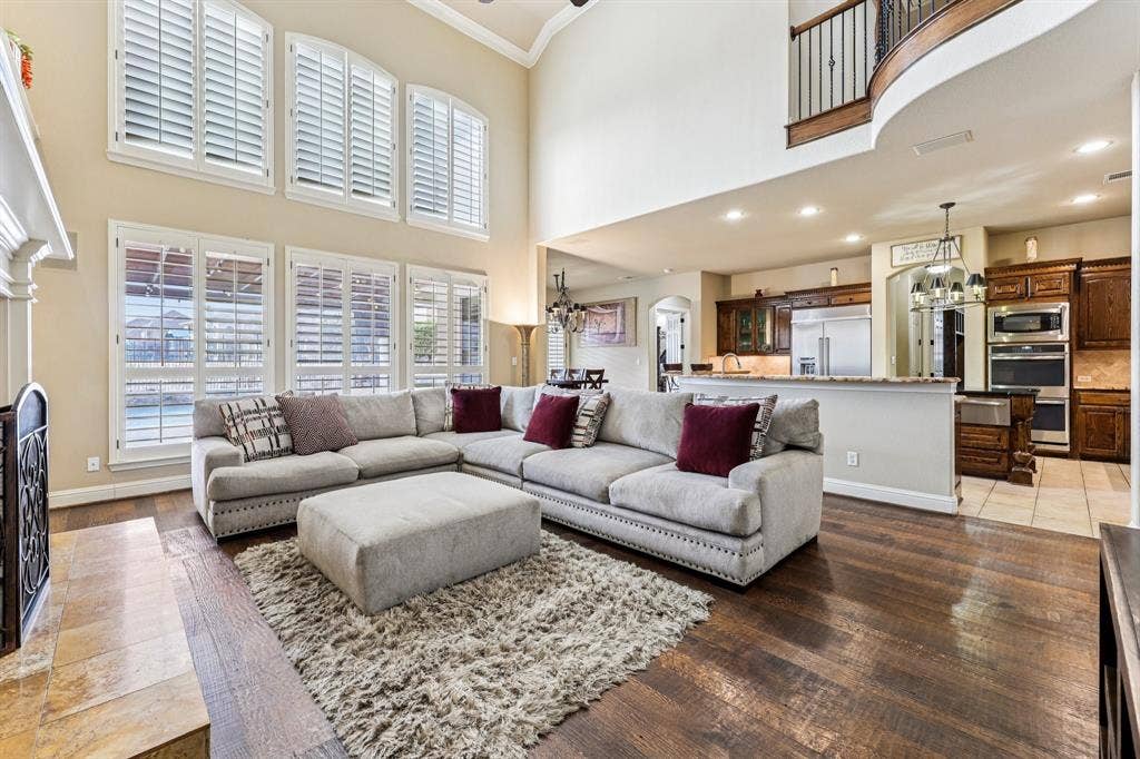 Open Living Area Overlooking the Pool