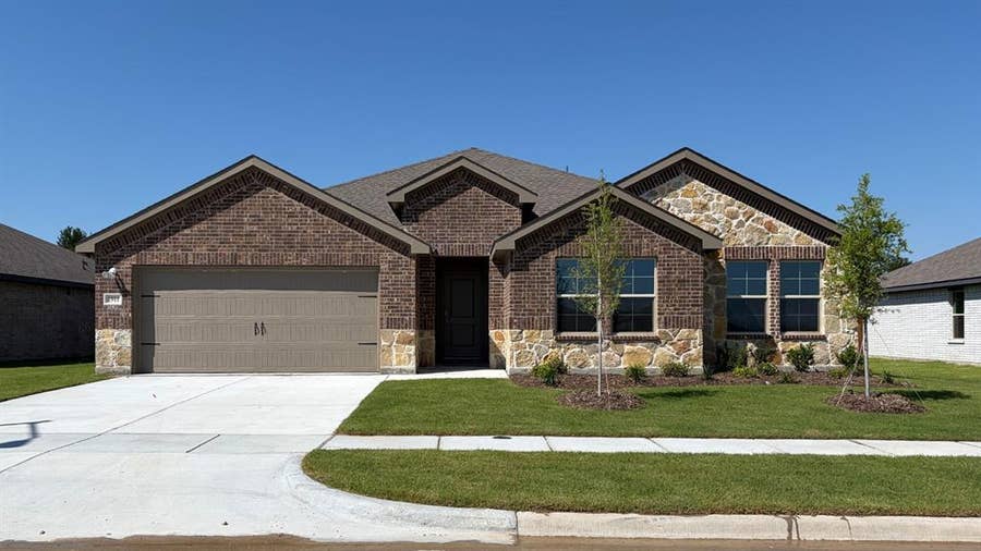 Property photo for 1911 Reveille Way, Terrell, TX