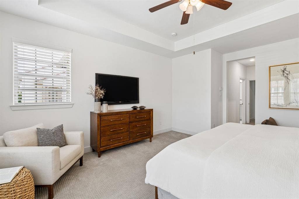 648 Courtyard Lane, Irving, TX 75039 648 Courtyard Lane, Irving, TX 75039