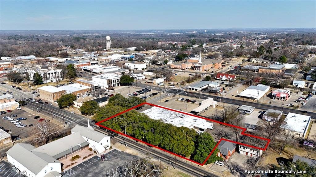 201-209 S Prairieville Street, Athens, TX 75751 201-209 S Prairieville Street, Athens, TX 75751