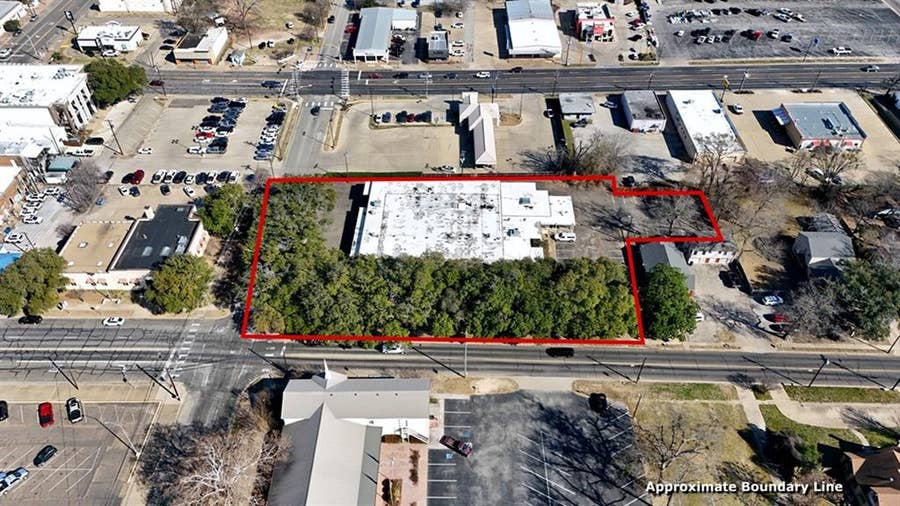 Property photo for 201-209 S Prairieville Street, Athens, TX