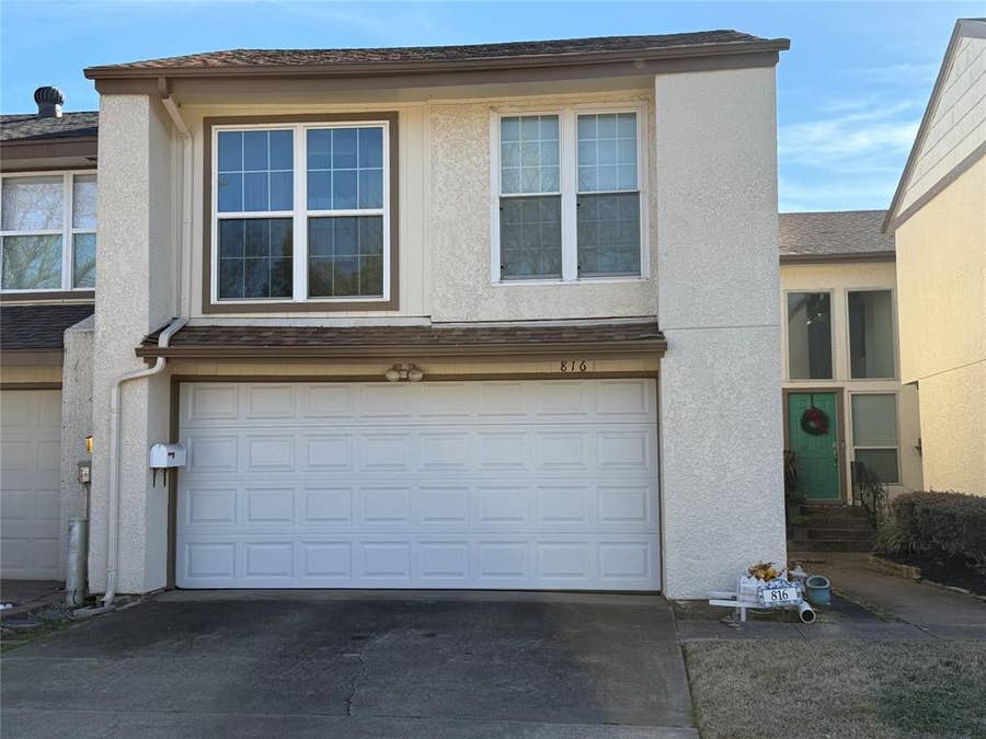 Property photo for 816 Pebble Beach Drive, Garland, TX