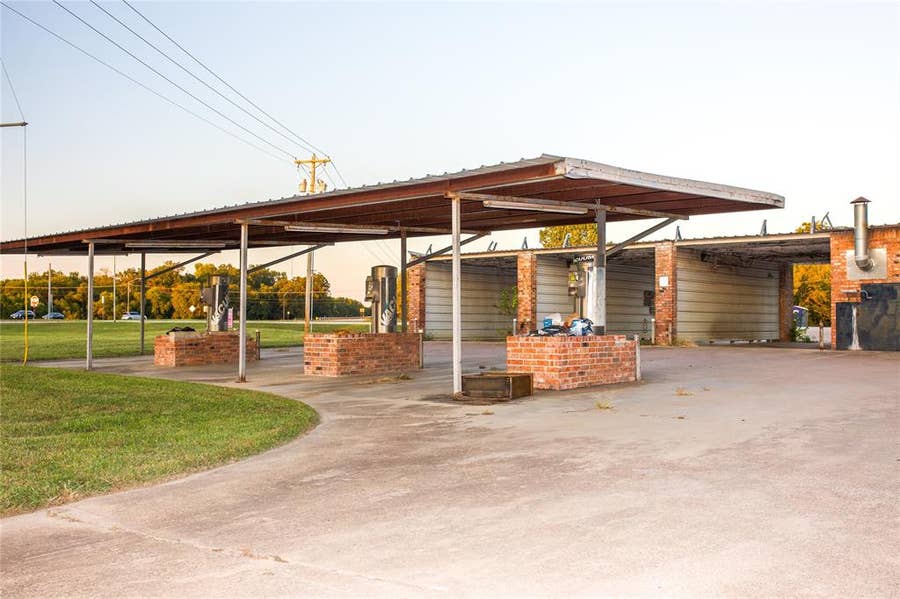 Property photo for 1300 Stonewall Street, Greenville, TX
