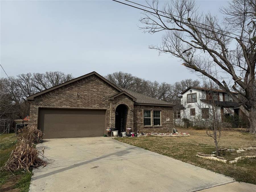 Property photo for 1010 Armstrong Road, Seagoville, TX