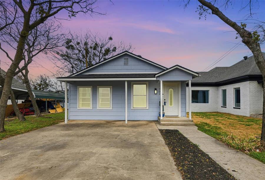 Property photo for 702 N Church Street, Decatur, TX