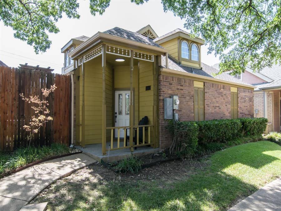 Property photo for 3142 Royal Gable Drive, Dallas, TX