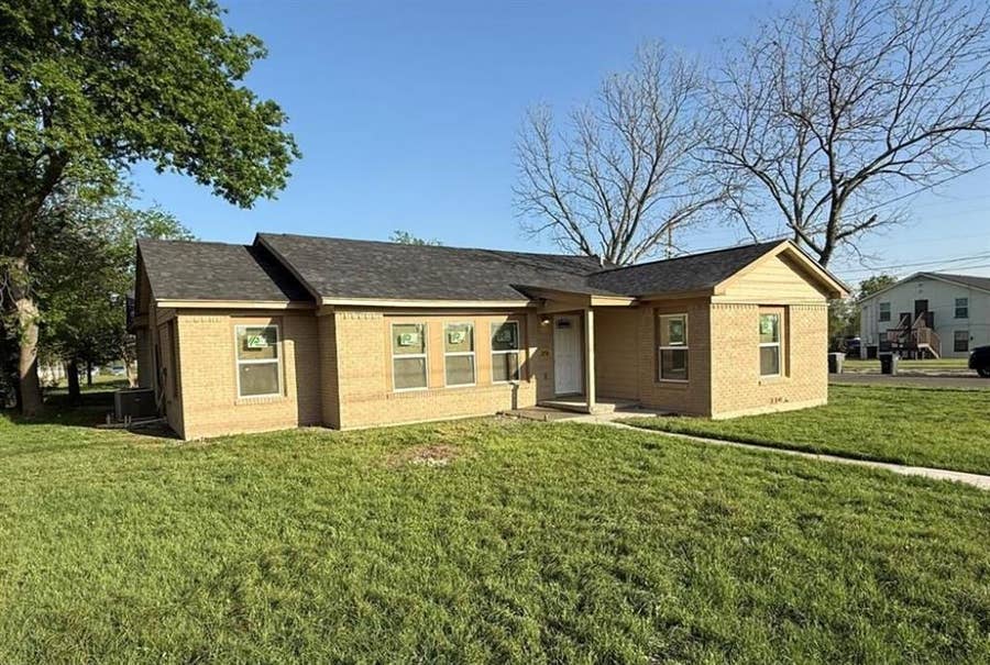 Property photo for 1300 N 2nd Street, Killeen, TX