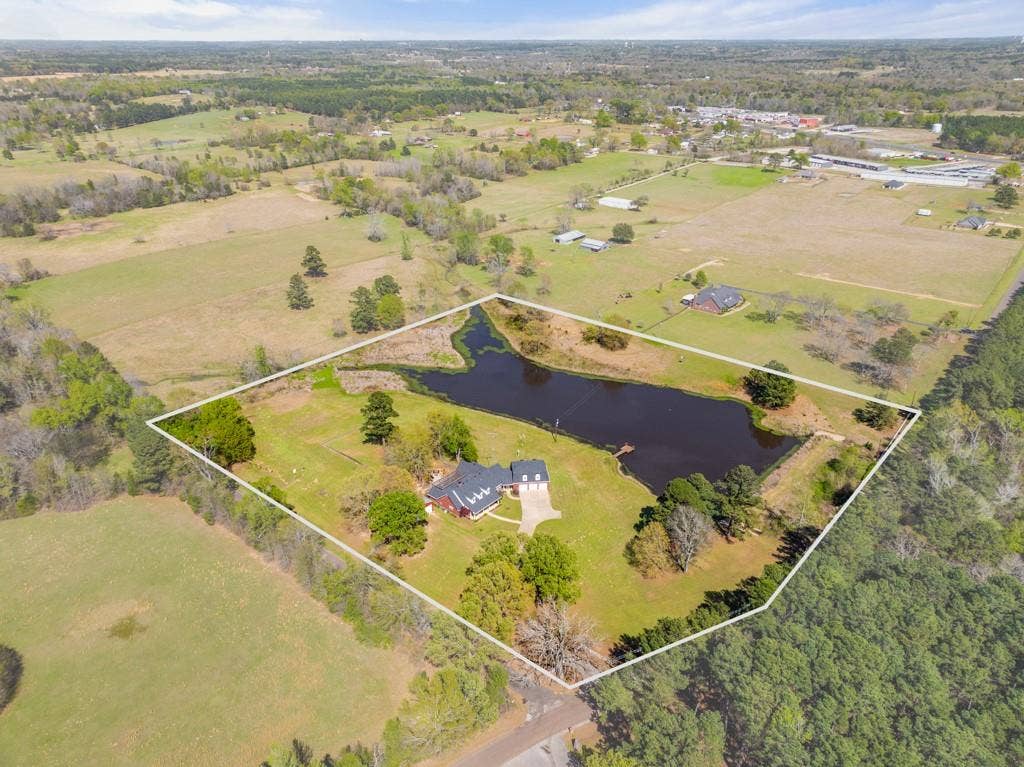 15080 County Road 1104, Flint, TX 75762 15080 County Road 1104, Flint, TX 75762