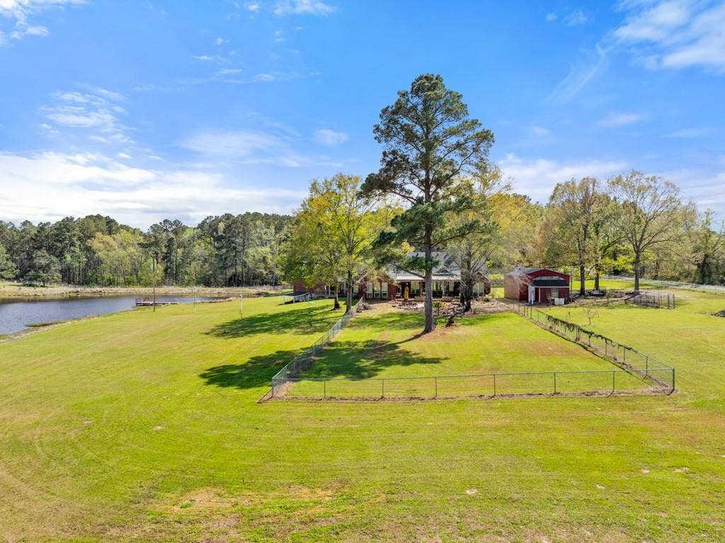 15080 County Road 1104, Flint, TX 75762 15080 County Road 1104, Flint, TX 75762