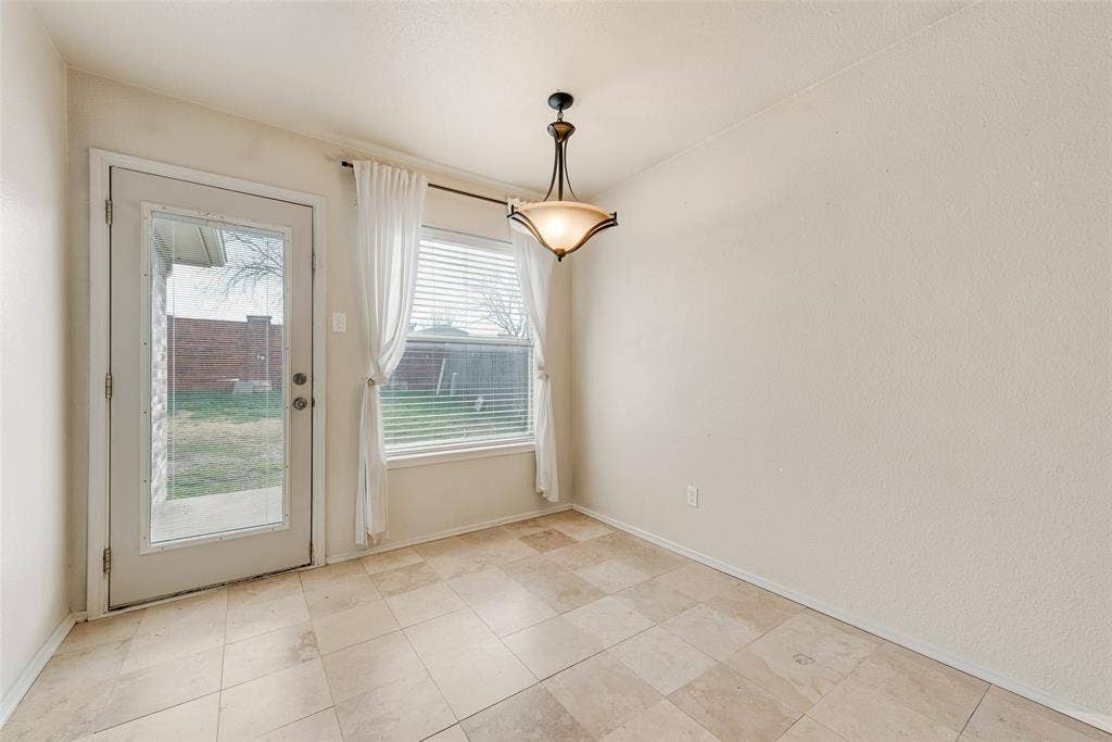 1214 Misty Meadow Drive, Midlothian, TX 76065