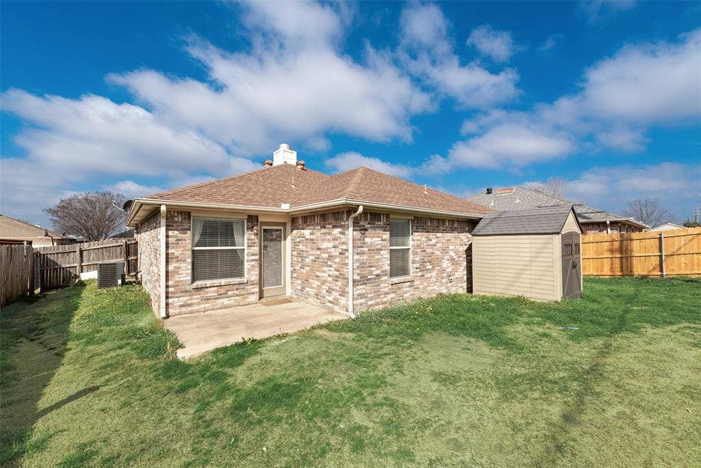 1214 Misty Meadow Drive, Midlothian, TX 76065