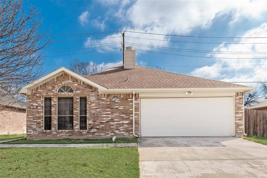 Property photo for 1214 Misty Meadow Drive, Midlothian, TX
