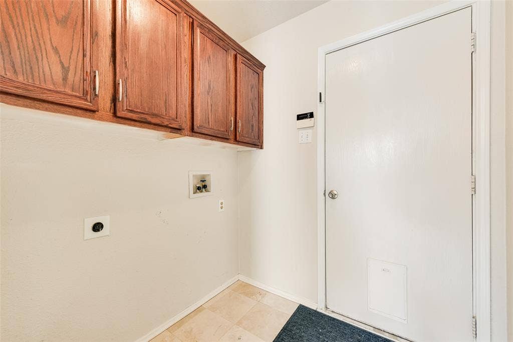 1214 Misty Meadow Drive, Midlothian, TX 76065