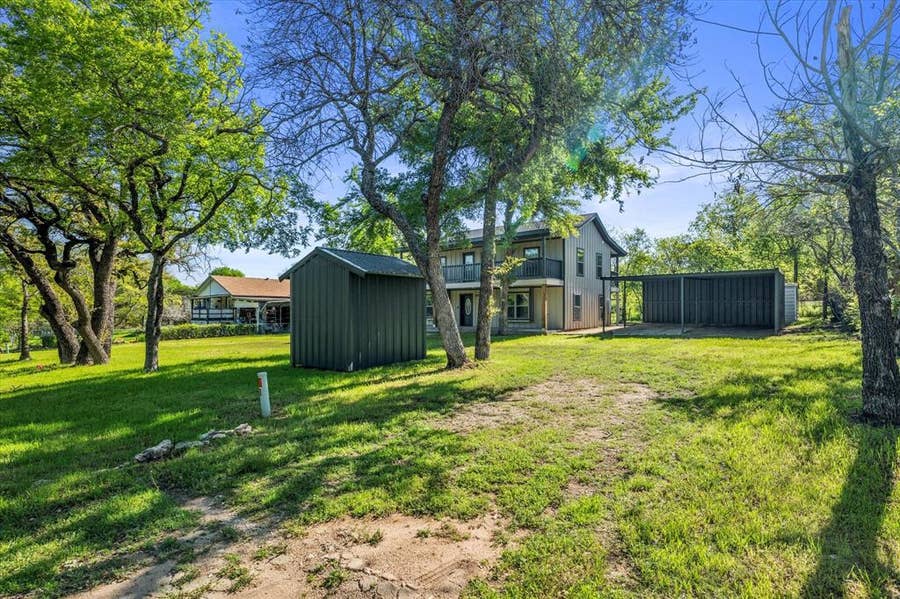 Property photo for 4321 Green Oak Drive, Granbury, TX