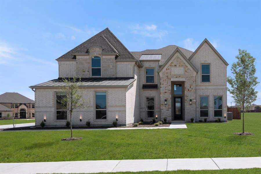 Property photo for 1814 Hidden Creek Drive, Midlothian, TX