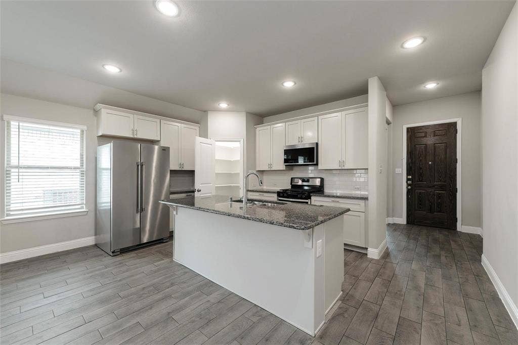 4142 Perch Drive, Forney, TX 75126