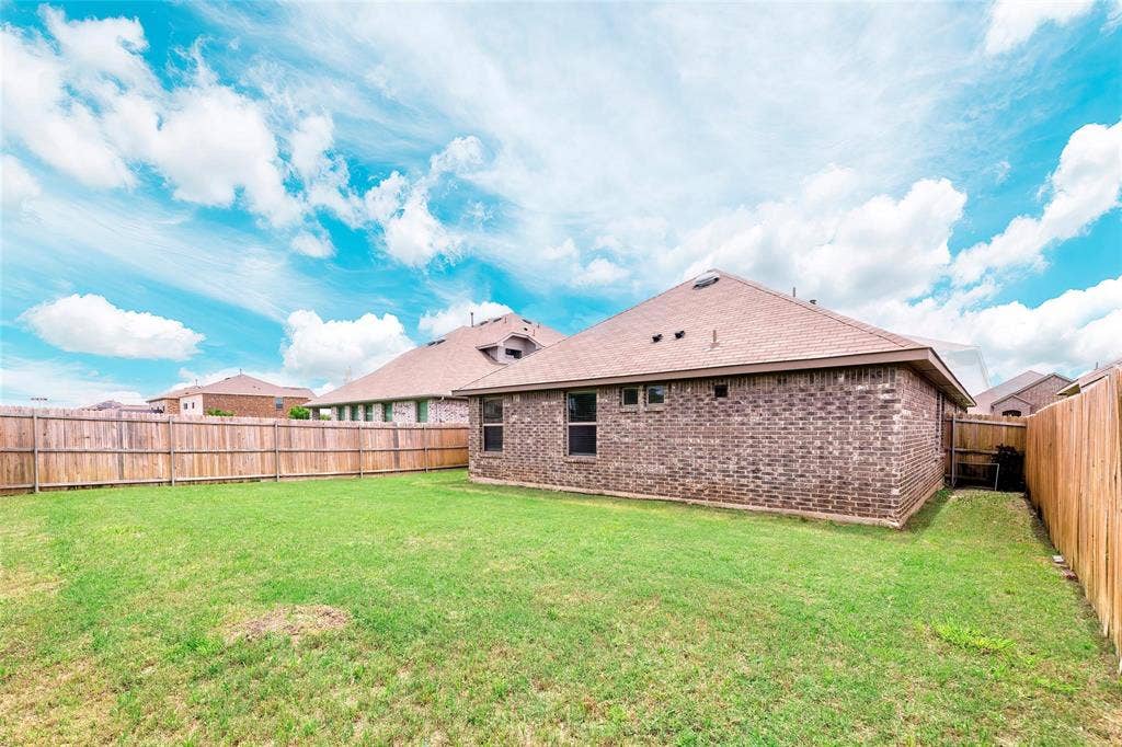 4142 Perch Drive, Forney, TX 75126
