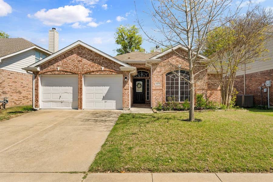 Property photo for 2817 Dover Drive, McKinney, TX