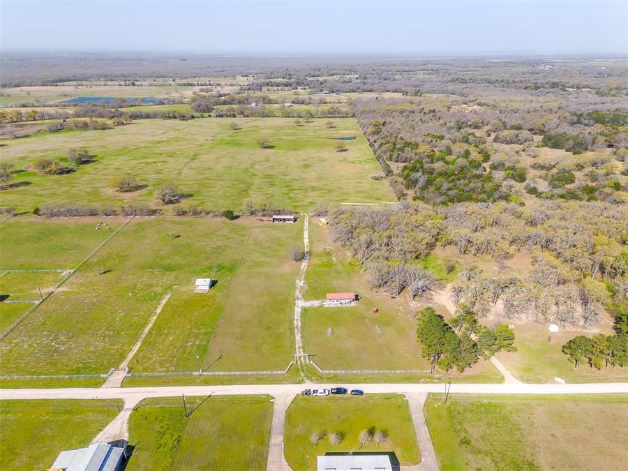 Property photo for 11833 Southview Drive, Kemp, TX