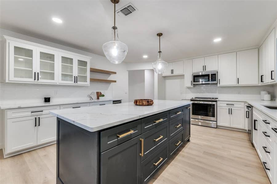 Property photo for 2601 Red Oak Lane, Plano, TX