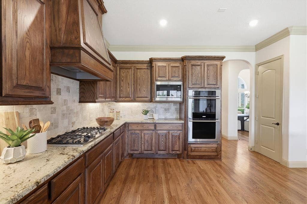 100 Lilyfield Drive, Lucas, TX 75002