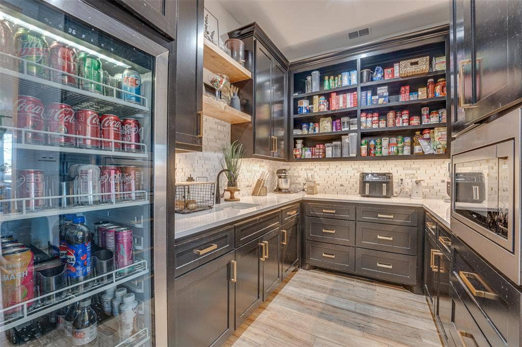 5629 Lakeshore Court, Log Cabin, TX 75148 5629 Lakeshore Court, Log Cabin, TX 75148