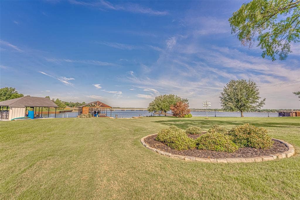 5629 Lakeshore Court, Log Cabin, TX 75148 5629 Lakeshore Court, Log Cabin, TX 75148