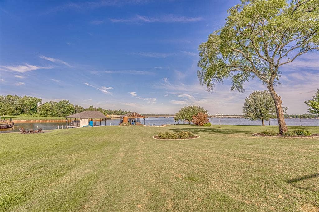 5629 Lakeshore Court, Log Cabin, TX 75148 5629 Lakeshore Court, Log Cabin, TX 75148