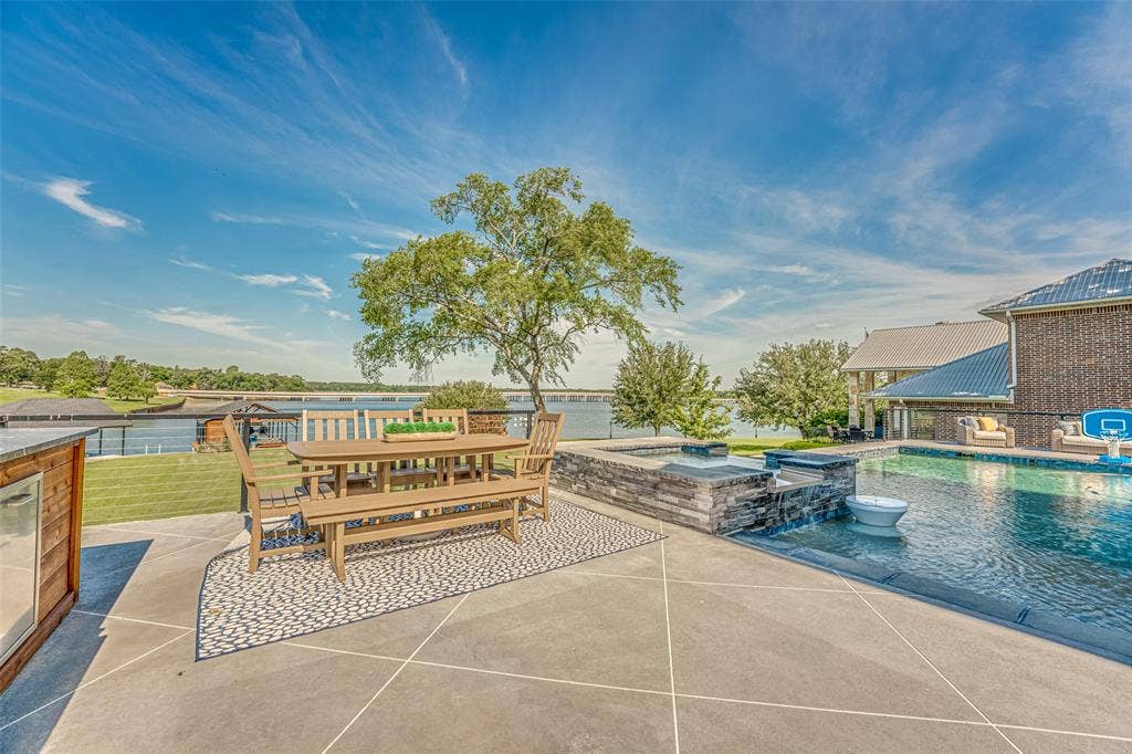 5629 Lakeshore Court, Log Cabin, TX 75148 5629 Lakeshore Court, Log Cabin, TX 75148