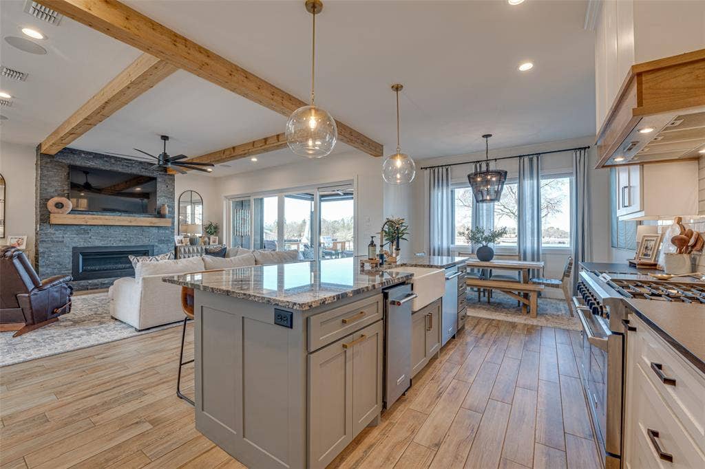 5629 Lakeshore Court, Log Cabin, TX 75148 5629 Lakeshore Court, Log Cabin, TX 75148