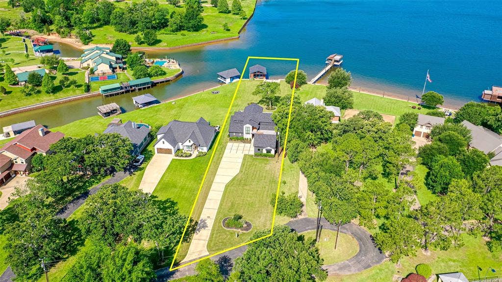 5629 Lakeshore Court, Log Cabin, TX 75148 5629 Lakeshore Court, Log Cabin, TX 75148