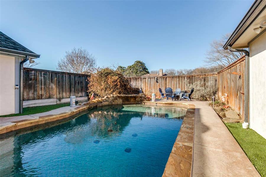 Property photo for 2005 Colonial Court, Richardson, TX