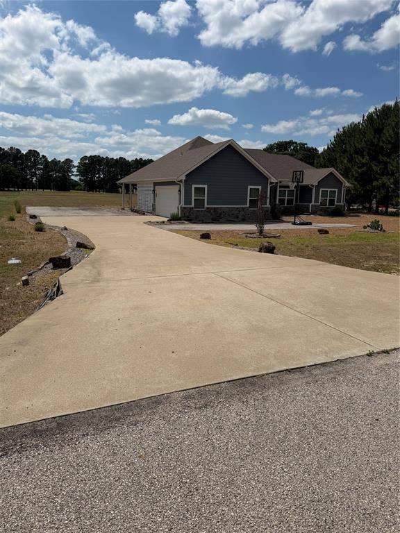 6401 Palomino Court, Athens, TX 75752 6401 Palomino Court, Athens, TX 75752