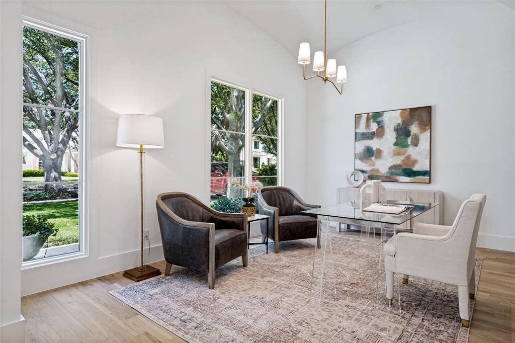 4635 Lorraine Avenue, Highland Park, TX 75209 Private study located near entry, complete with closet & bath, ideal serene workspace or downstairs guest suite