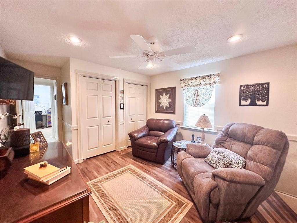 6791 Valley View Drive, Frankston, TX 75763 6791 Valley View Drive, Frankston, TX 75763